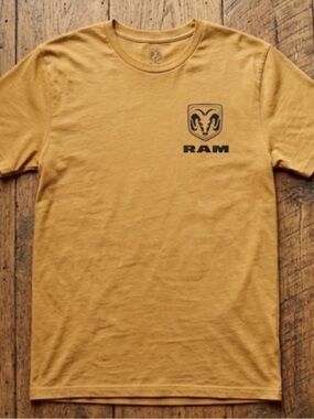 Ram Built to serve shirt Men’s Size 2XL
